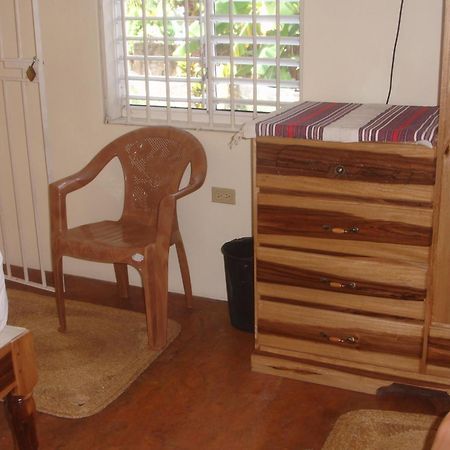Finjam Cottage Port Antonio Rom bilde